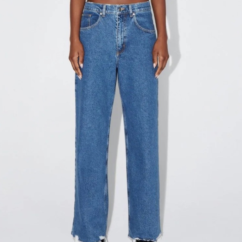 NWT Khy by Kylie Jenner classic low rise wide leg blue denim jeans - size 23